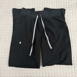 Figs Black Kade Cargo High Waisted Scrub Pants